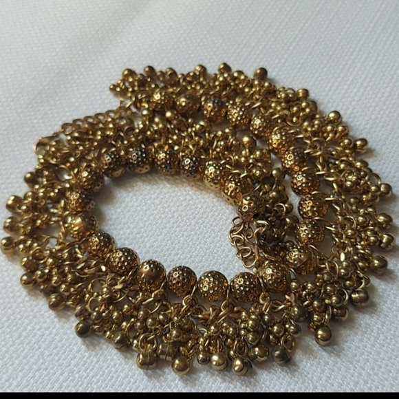 Bells Choker - Picture 2 of 5